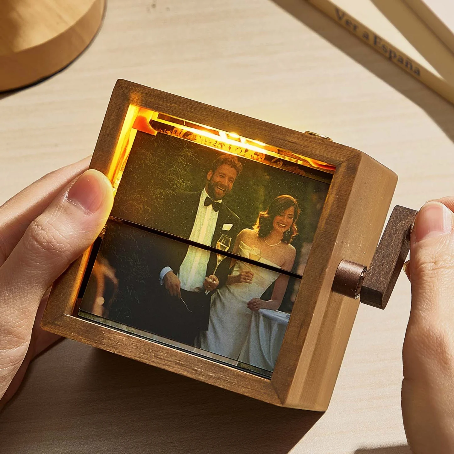 Custom Photo Flipbook Frame Animationo Machine Mechanical Hand-cranked Flipbook Box PhotAlbum with Light Unique Wedding Gifts - Image 6