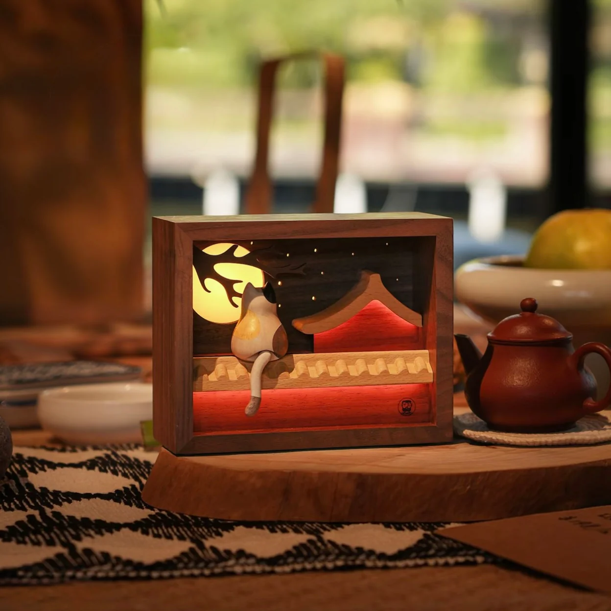 Moonlight Rooftop Cat – Handcrafted Wooden Night Light - Image 3