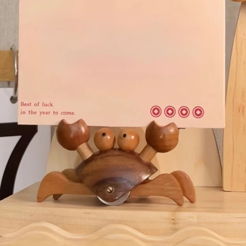 Original Lucky Crab Island Wooden Postcard Holder – Solid Wood Beach Desk Decor - Image 4