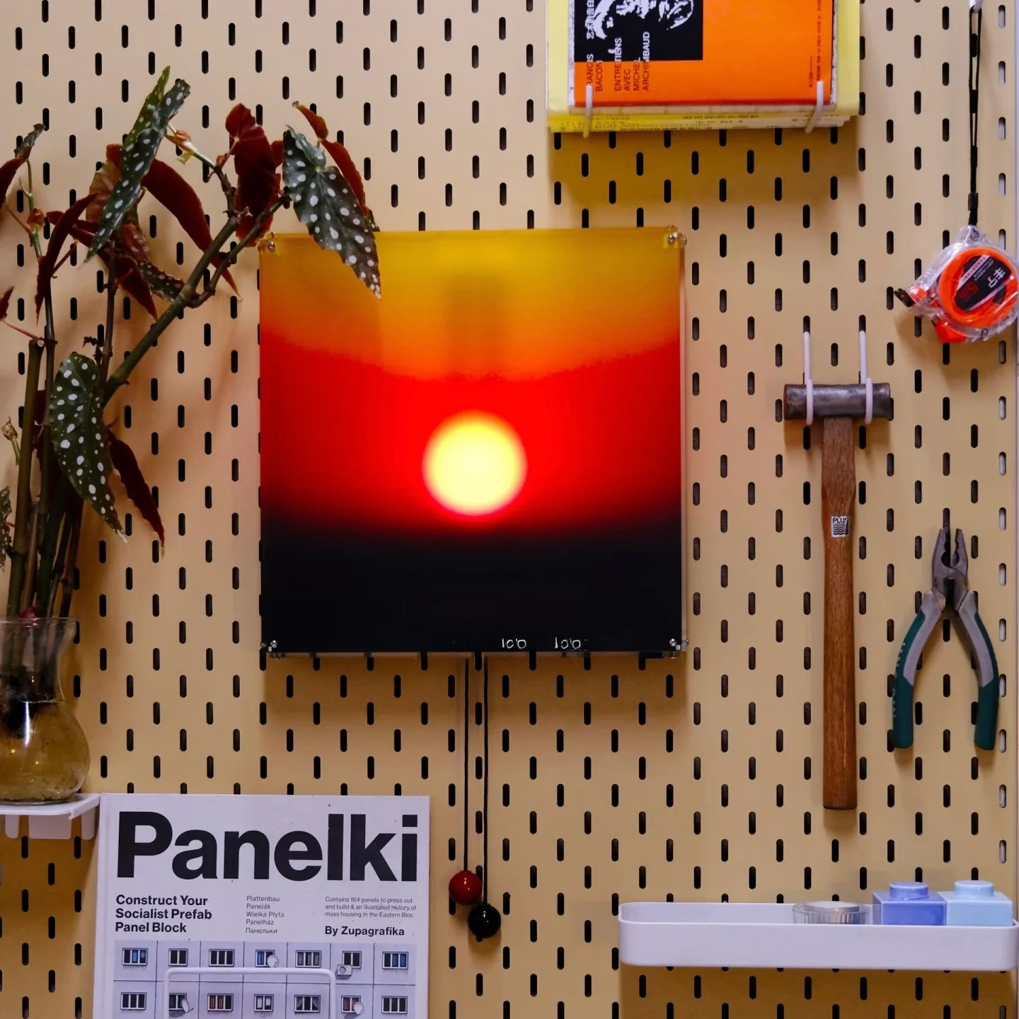 Original Kinetic Sunrise Lamp – Wall Light That Moves with the Sun - Image 7